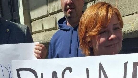 Участники акции протеста у здания ЦИК Молдавии в Кишиневе - РИА Новости, 1920, 05.05.2026