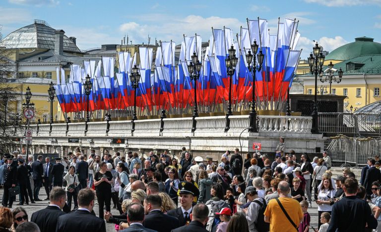 Оформление центра Москвы ко Дню Победы