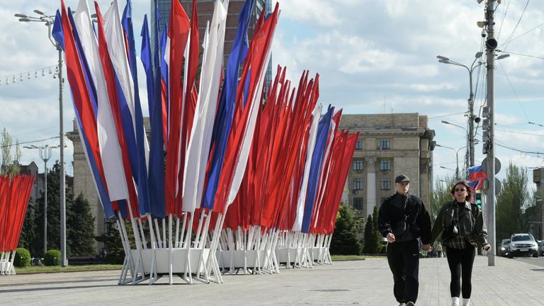 Подготовка Донецка к празднованию Дня Победы