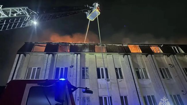 Ликвидация пожара в многоквартирном доме в дагестанском Хасавюрте. 5 мая 2026