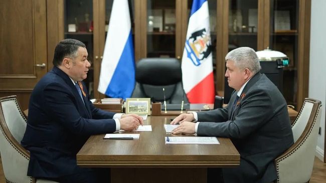 Полномочный представитель президента России в СЗФО Игорь Руденя на рабочей встрече с губернатором Новгородской области Александром Дроновым