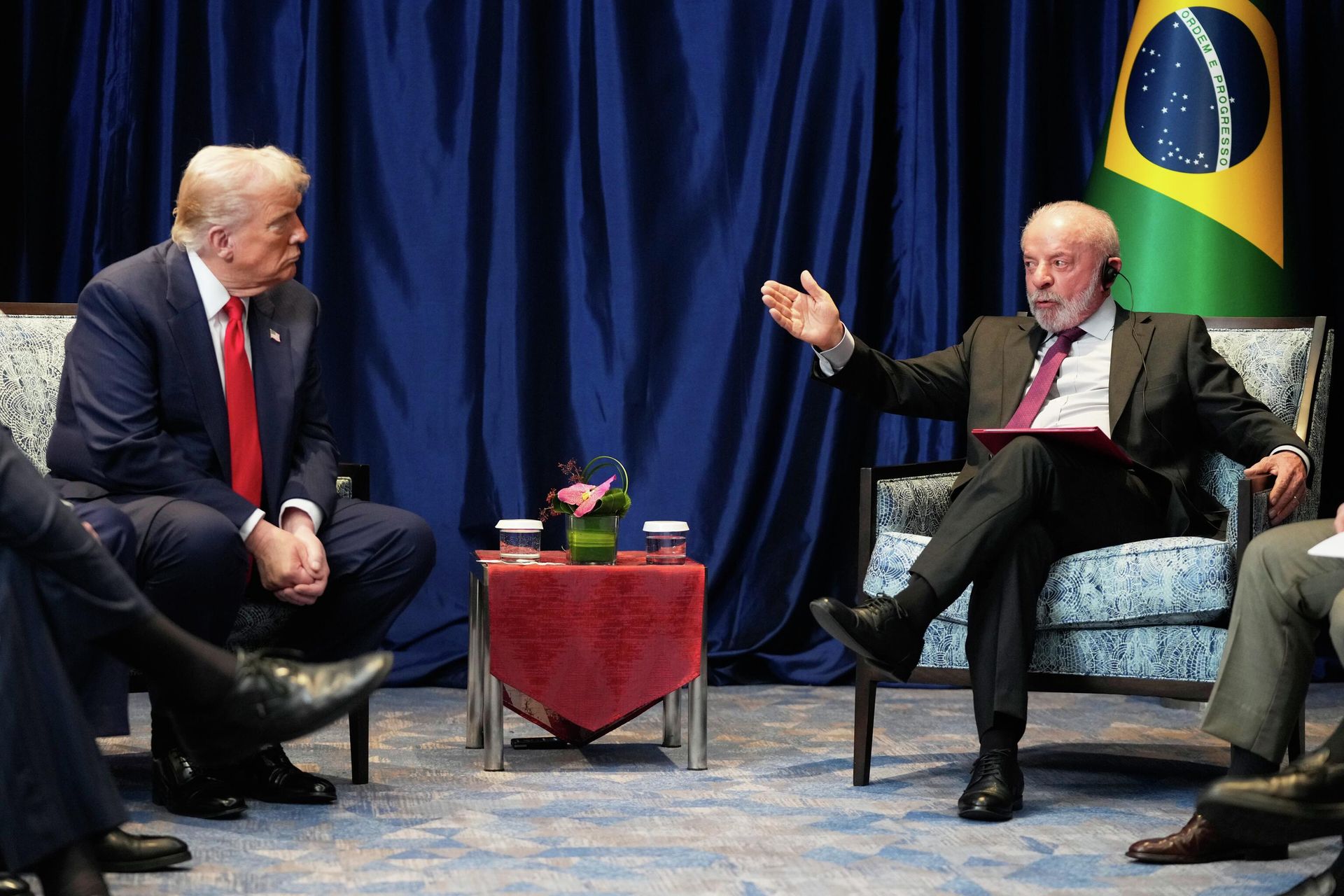 Президент США Дональд Трамп и президент Бразилии Луис Инасиу Лула да Силва во время встречи Президент США Дональд Трамп и президент Бразилии Луис Инасиу Лула да Силва во время встречи - РИА Новости, 1920, 26.10.2026
