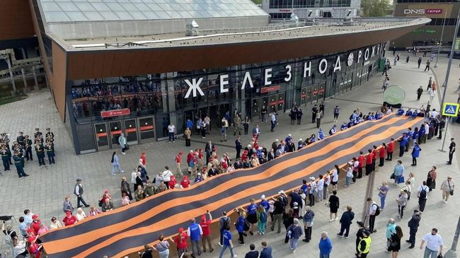 В преддверии Дня Победы общественный транспорт Московской области приобрел праздничный облик