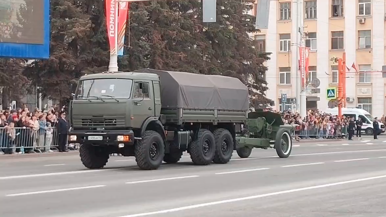 Парад в Новосибирске Парад в Новосибирске