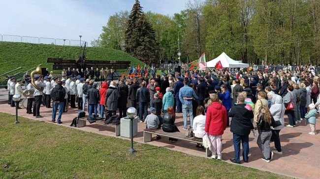 Митинг в честь Дня Победы в Великом Новгороде