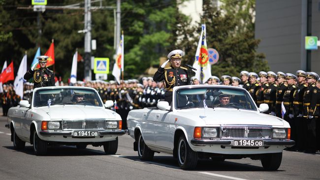 Военный парад, посвящённый 81-й годовщине Победы в Великой Отечественной войне в Новороссийске