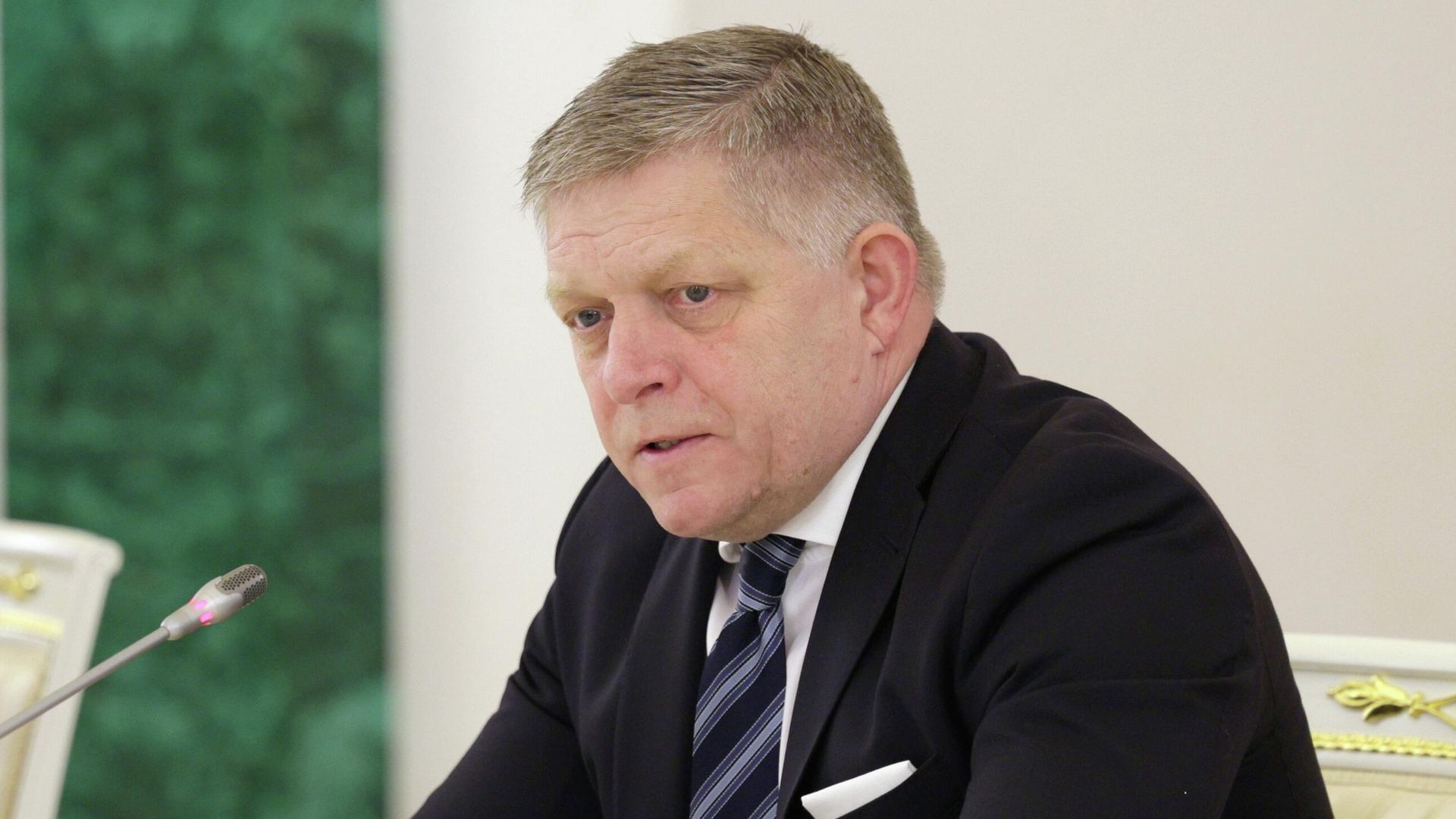 Премьер-министр Словакии Роберт Фицо во время встречи с президентом РФ Владимиром Путиным - РИА Новости, 1920, 09.05.2026