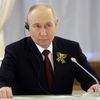 Президент России Владимир Путин во время встречи в Москве с зарубежными госдеятелями Президент России Владимир Путин во время встречи в Москве с зарубежными госдеятелями