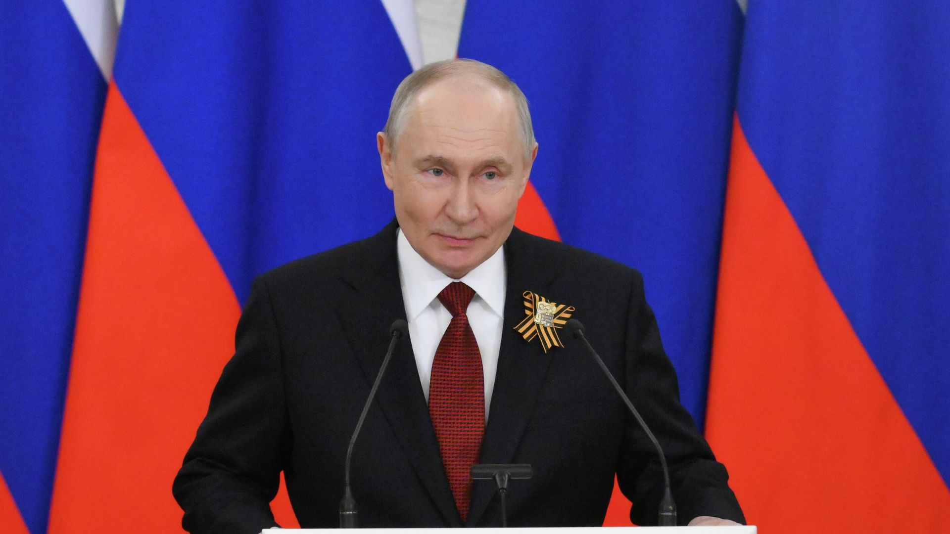 Президент РФ Владимир Путин на пресс-конференции по итогам серии международных встреч в Москве Президент РФ Владимир Путин на пресс-конференции по итогам серии международных встреч в Москве - РИА Новости, 1920, 09.05.2026