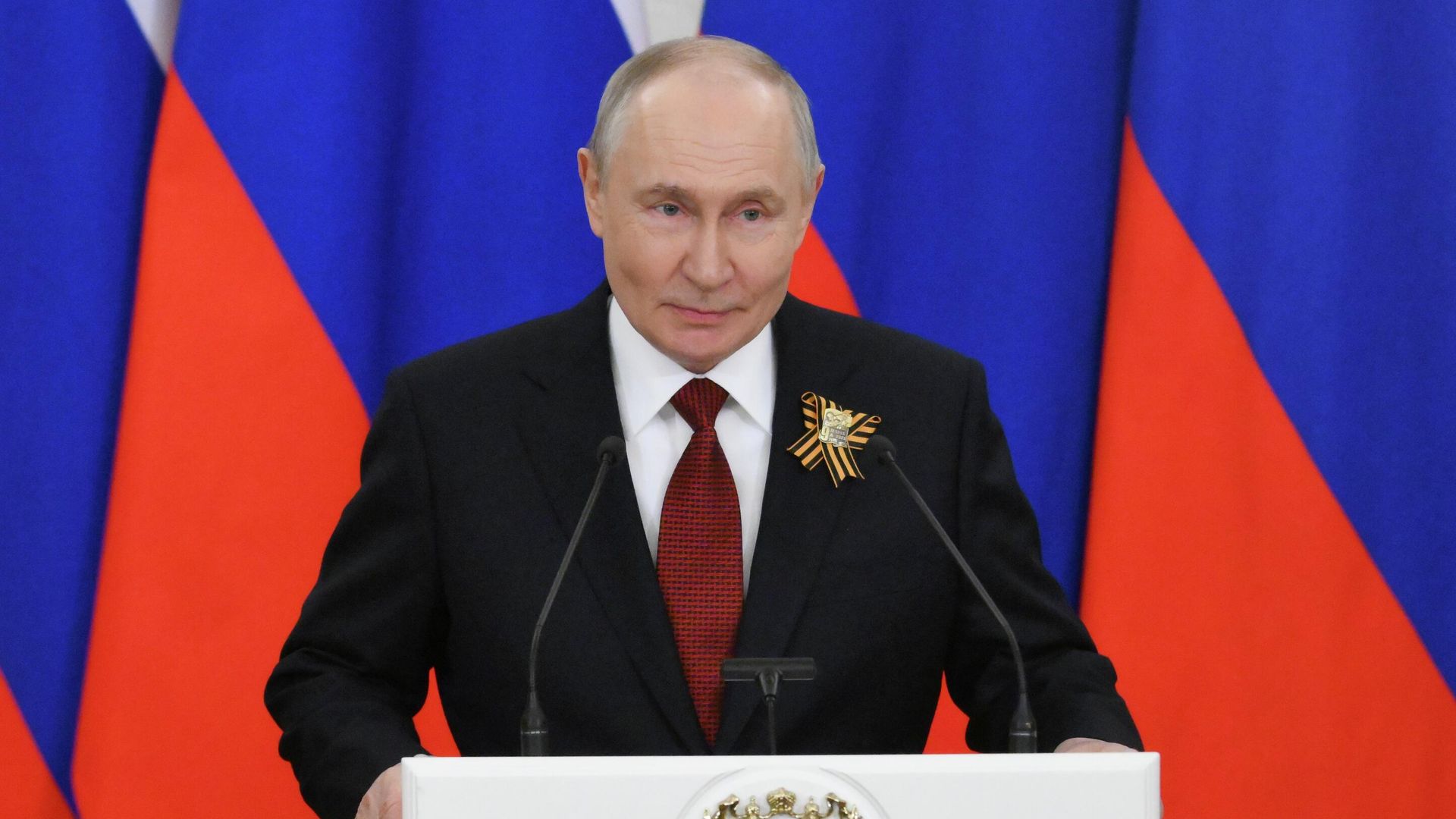 Президент РФ Владимир Путин на пресс-конференции по итогам серии международных встреч в Москве Президент РФ Владимир Путин на пресс-конференции по итогам серии международных встреч в Москве - РИА Новости, 1920, 09.05.2026