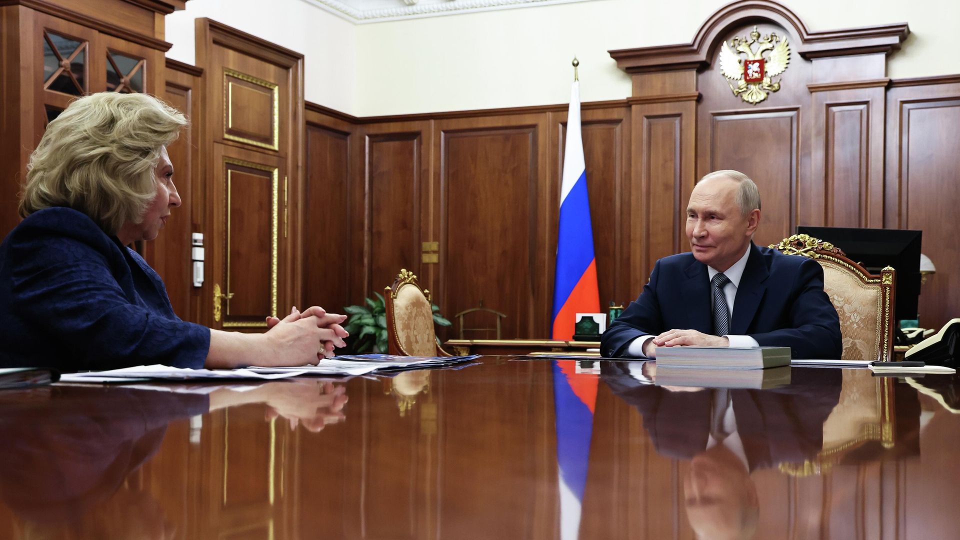 Президент РФ Владимир Путин и уполномоченный по правам человека в РФ Татьяна Москалькова во время встречи Президент РФ Владимир Путин и уполномоченный по правам человека в РФ Татьяна Москалькова во время встречи - РИА Новости, 1920, 12.05.2026