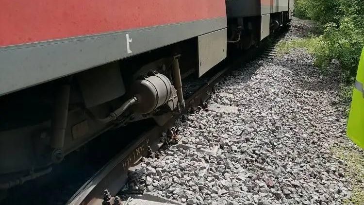 Место схода вагонов в Белгородской области Место схода вагонов в Белгородской области - РИА Новости, 1920, 13.05.2026