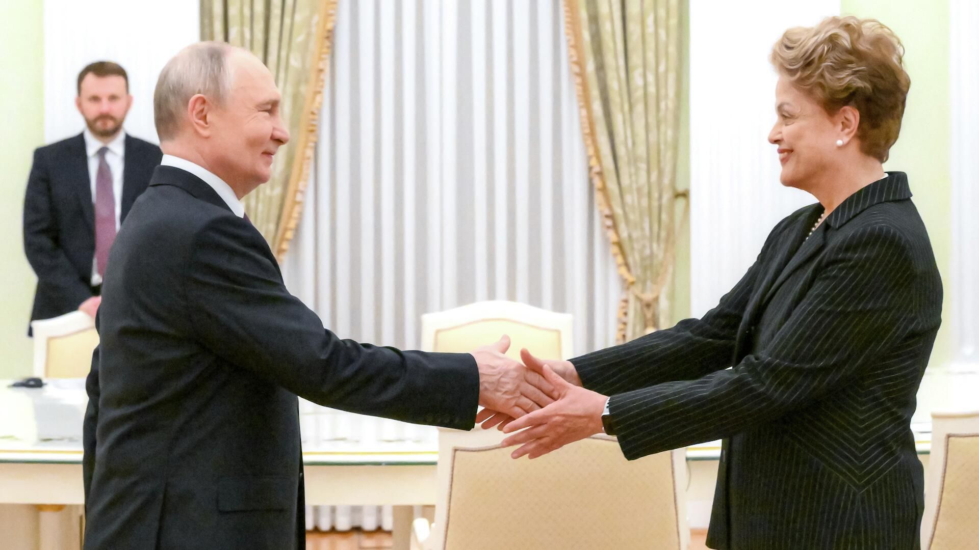 Встреча Путина с главой Нового банка развития БРИКС Роуссефф Встреча Путина с главой Нового банка развития БРИКС Роуссефф - РИА Новости, 1920, 13.05.2026