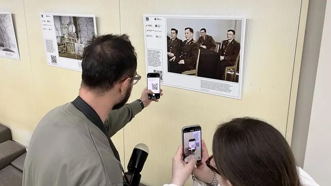 Выставка Первые среди звезд открылась в Санкт-Петербурге