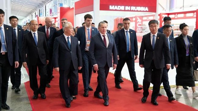 Губернатор Амурской области Василий Орлов на шестом Российско-Китайском форуме по межрегиональному сотрудничеству в рамках X Российско-Китайского ЭКСПО в Харбине