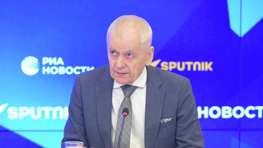 Онищенко оценил шанс распространение вируса Коксаки в России
