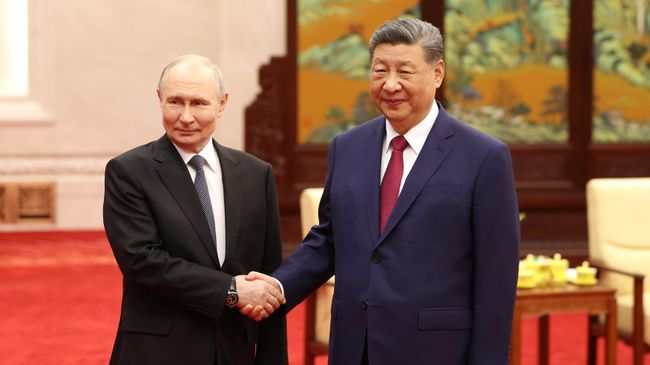 Президент России Владимир Путин и председатель КНР Си Цзиньпин Президент России Владимир Путин и председатель КНР Си Цзиньпин