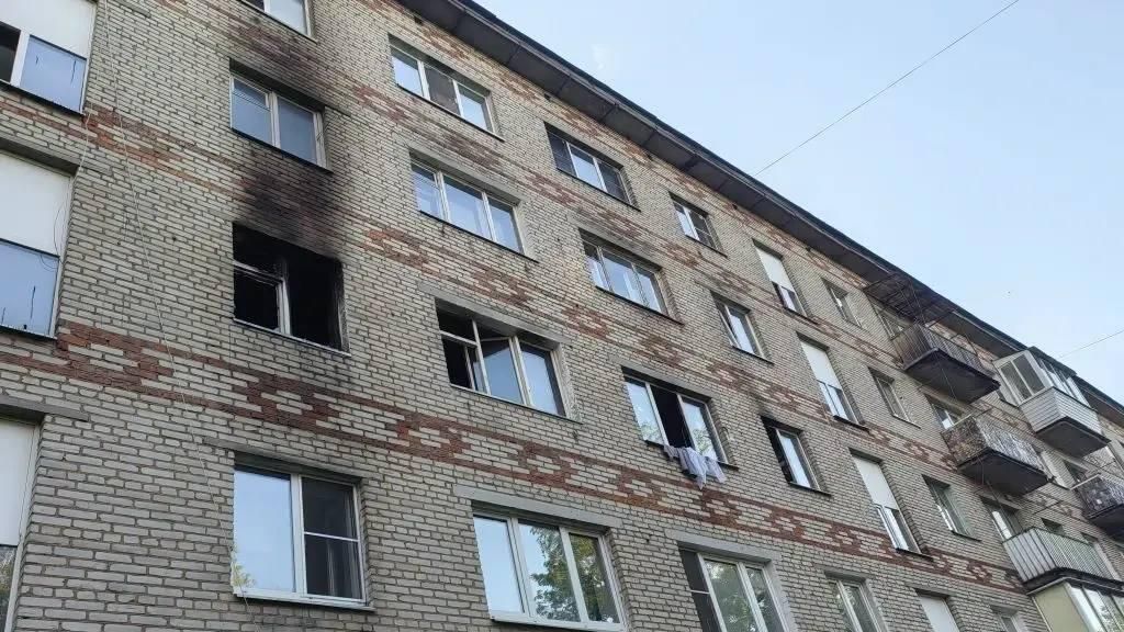 Последствия пожара в многоквартирном доме в Лобне Последствия пожара в многоквартирном доме в Лобне - РИА Новости, 1920, 21.05.2026