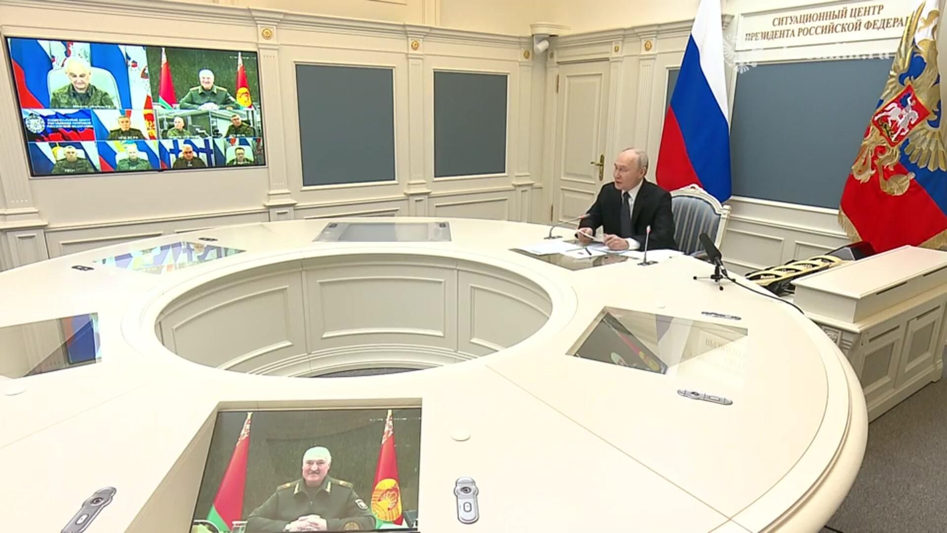 Путин и Лукашенко по ВКС наблюдают за проведением учений ядерных сил РФ и Белоруссии Путин и Лукашенко по ВКС наблюдают за проведением учений ядерных сил РФ и Белоруссии - РИА Новости, 1920, 21.05.2026