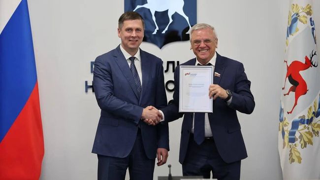 Первый заместитель губернатора Нижегородской области Андрей Гнеушев и председатель законодательного собрания Нижегородской области Евгений Люлин