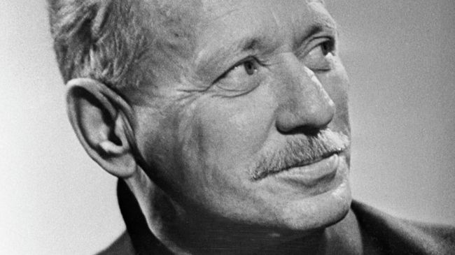 Советский писатель, лауреат Ленинской премии Михаил Шолохов