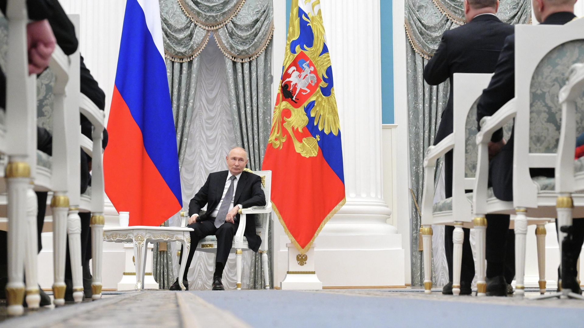 Президент РФ Владимир Путин на встрече в Кремле с участниками образовательной программы для ветеранов и участников специальной военной операции Время Героев - РИА Новости, 1920, 22.05.2026
