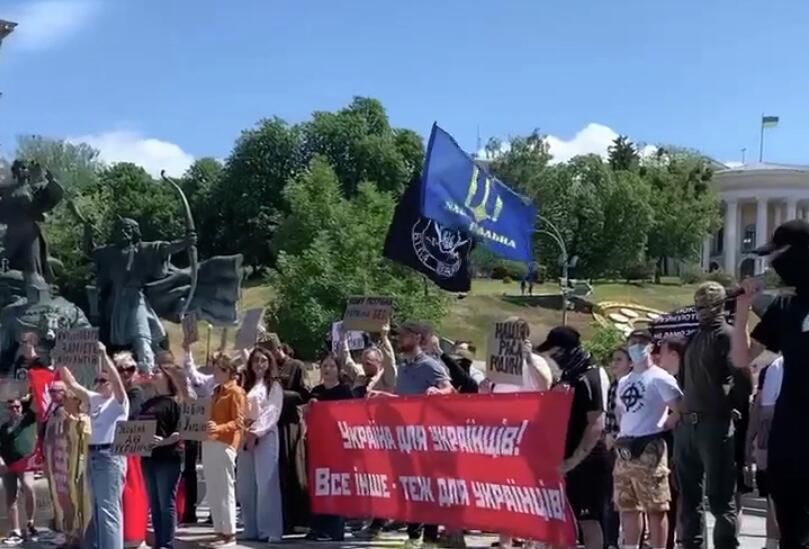 Митинг против миграции на площади Независимости в Киеве Митинг против миграции на площади Независимости в Киеве - РИА Новости, 1920, 27.05.2026