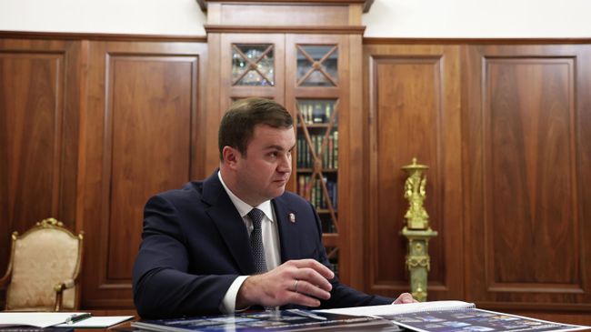 Губернатор Омской области Виталий Хоценко Губернатор Омской области Виталий Хоценко