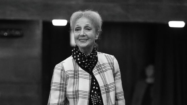 Актриса Лариса Жуковская