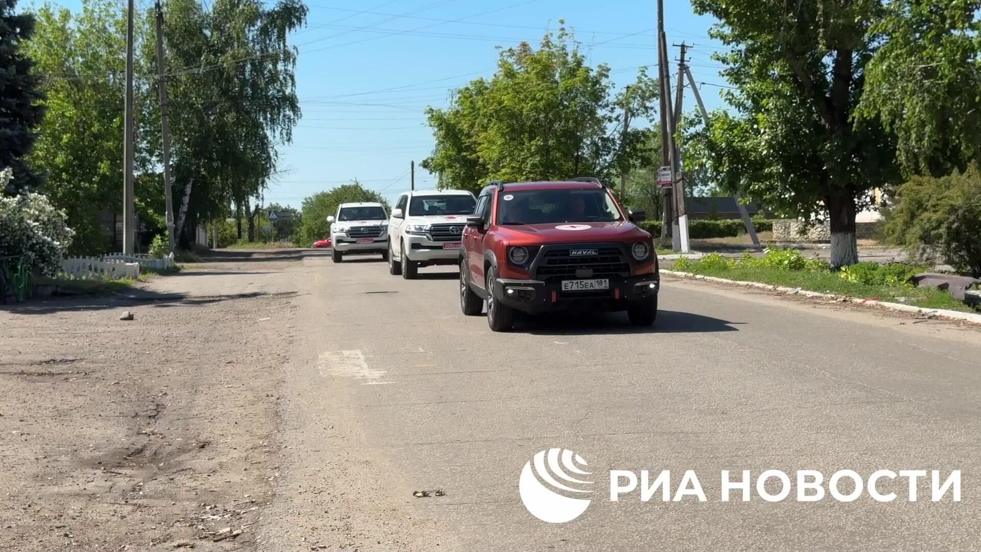 Делегация Красного Креста и Мирошник осматривают колледж в Старобельске после удара ВСУ Делегация Красного Креста и Мирошник осматривают колледж в Старобельске после удара ВСУ - РИА Новости, 1920, 02.06.2026