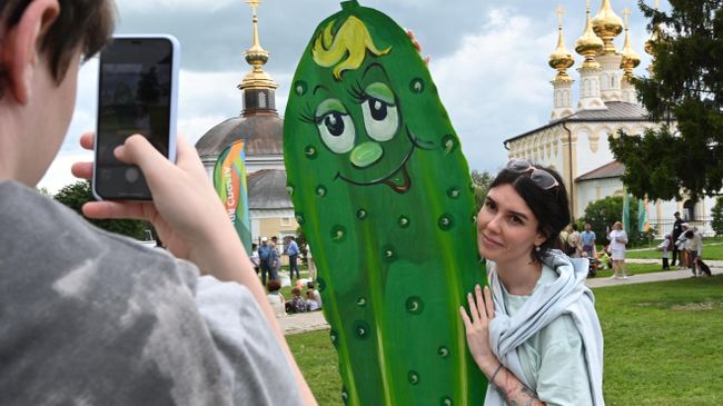 Праздник-фестиваль День огурца в Суздале