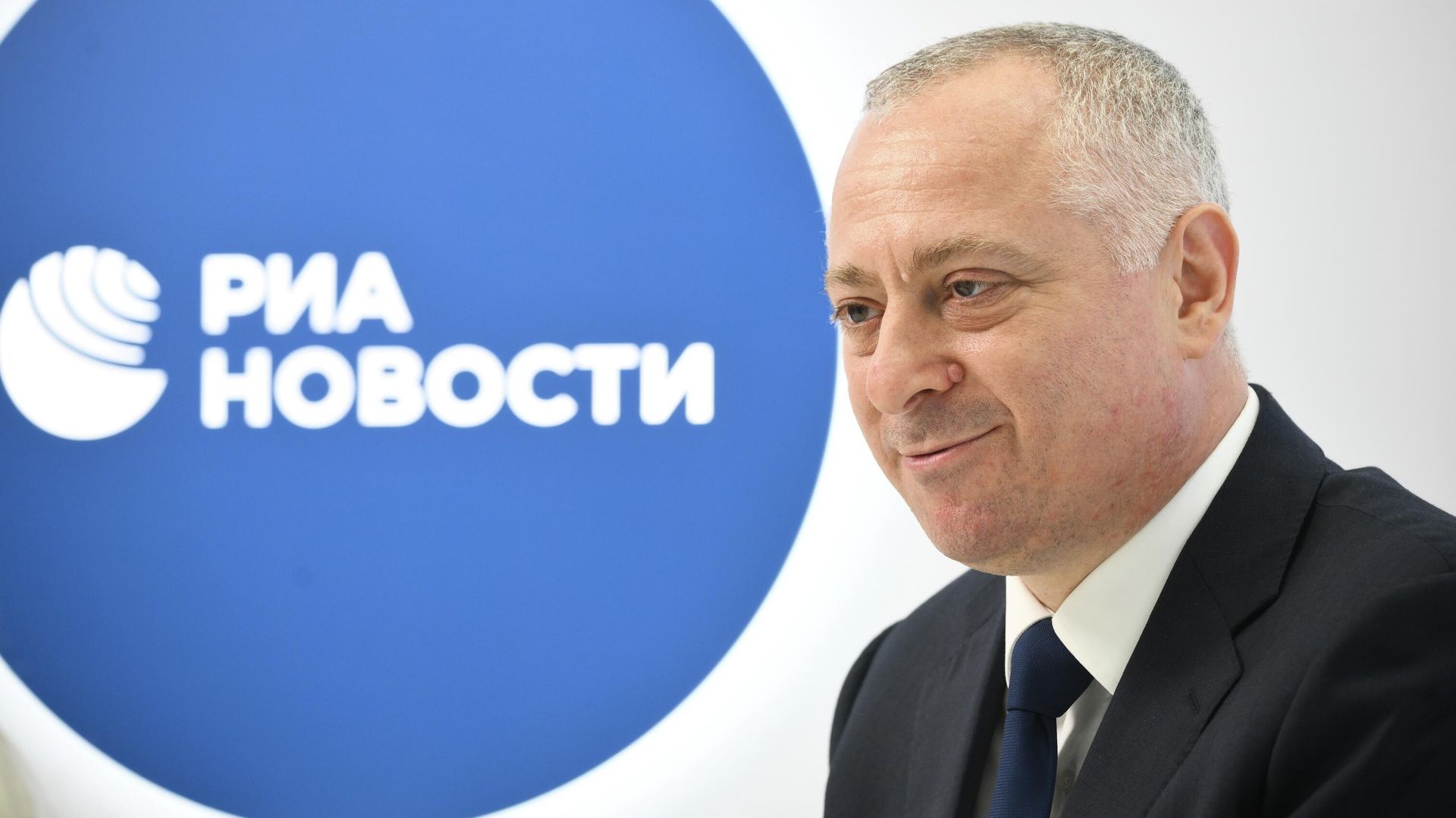 Президент Абхазии Бадра Гунба на ПМЭФ-2026 - РИА Новости, 1920, 06.06.2026