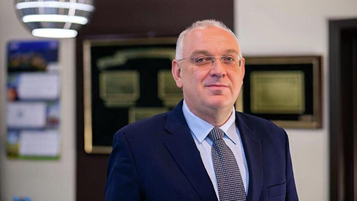 Исполнительный директор Мурманского морского торгового порта Павел Олейник Исполнительный директор Мурманского морского торгового порта Павел Олейник - РИА Новости, 1920, 04.06.2026