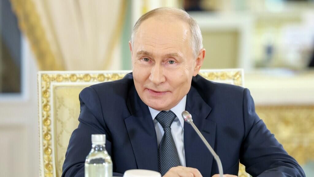 Путин поделился, что бы сказал при подписании мирного документа с Украиной - РИА Новости, 1920, 04.06.2026