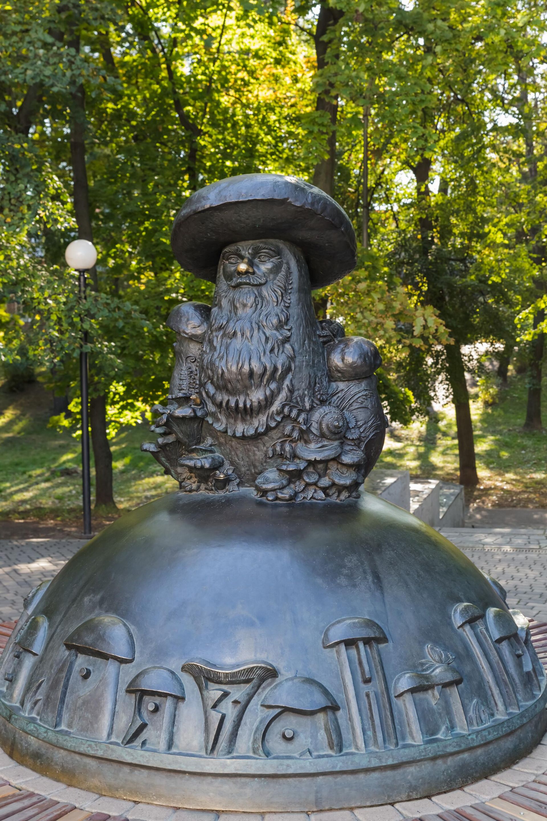 Скульптура Грибы с глазами в Рязани - РИА Новости, 1920, 07.06.2026