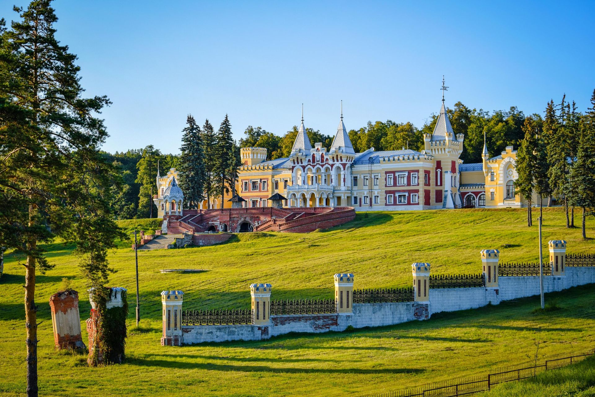 Усадьба фон Дервизов в селе Кирицы - РИА Новости, 1920, 07.06.2026