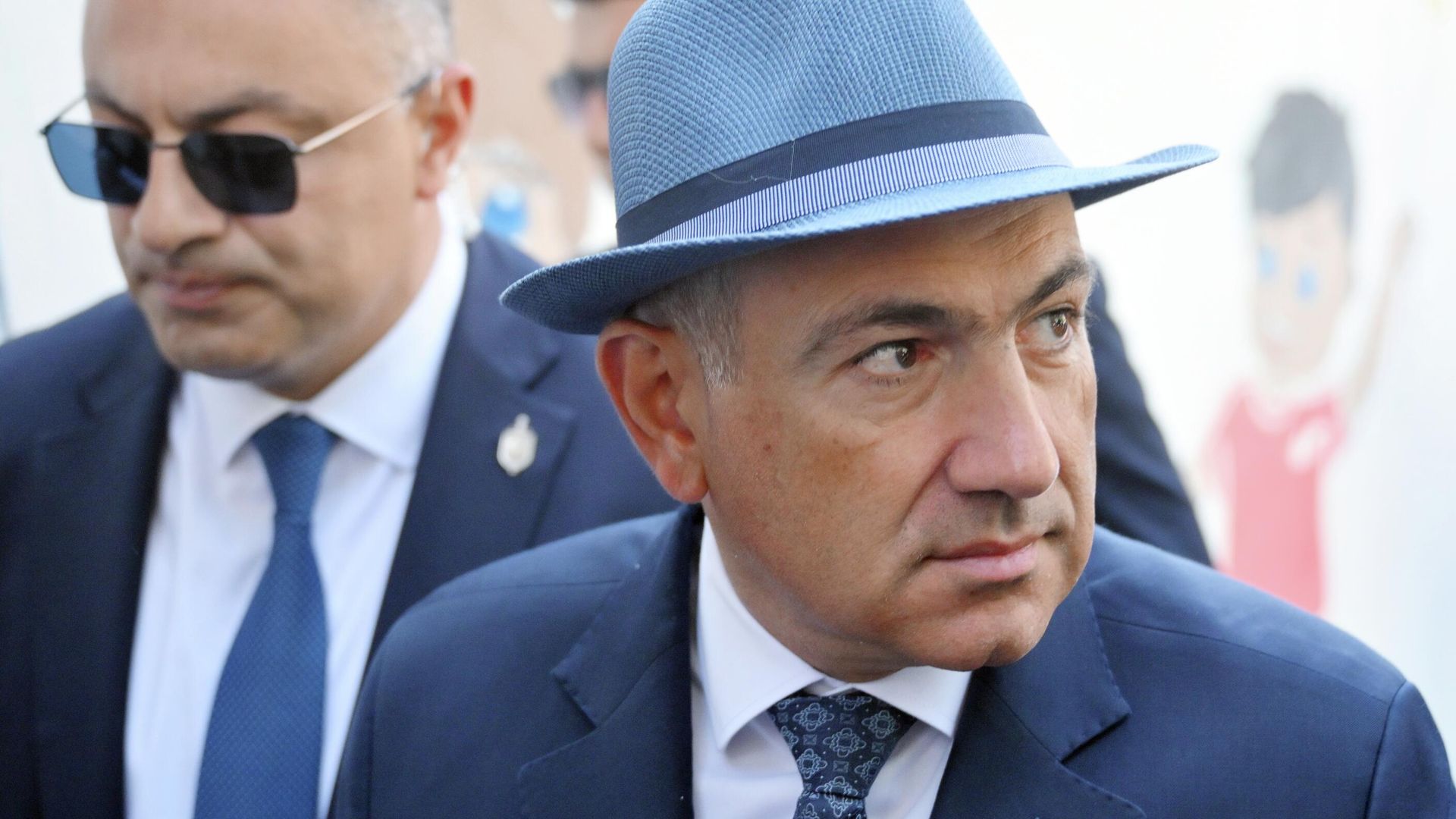 Действующий премьер-министр Армении Никол Пашинян перед голосованием на избирательном участке в Ереване на парламентских выборах - РИА Новости, 1920, 08.06.2026