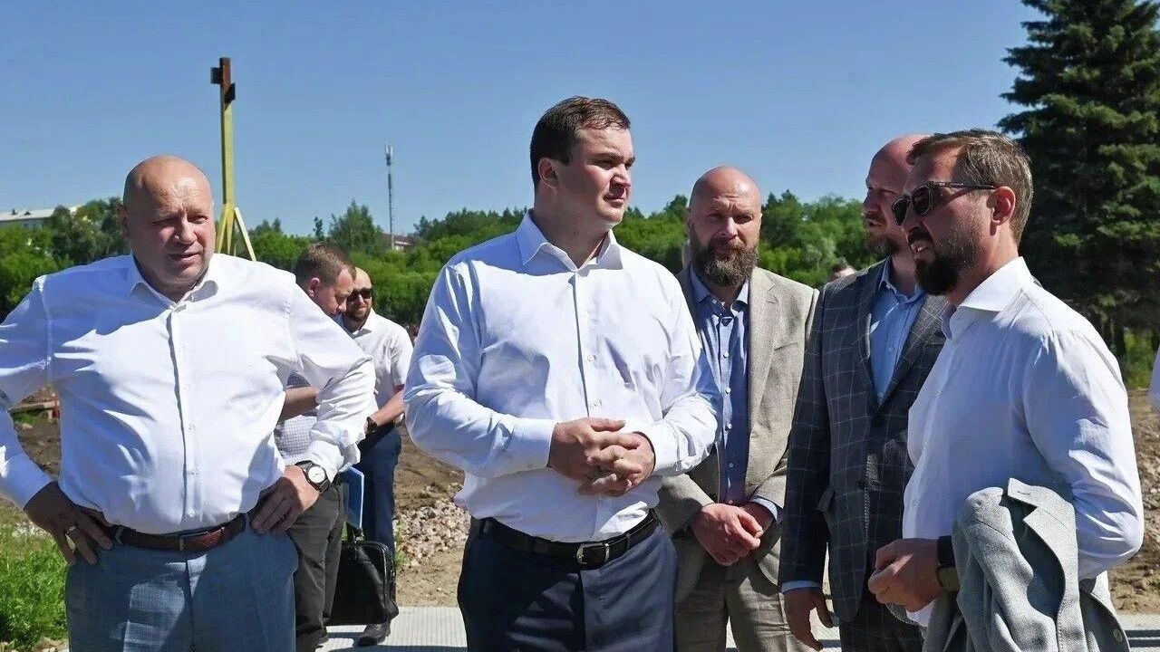 Губернатор Виталий Хоценко дал старт строительству нового микрорайона СТАТУС на Заозерной в Омске - РИА Новости, 1920, 08.06.2026