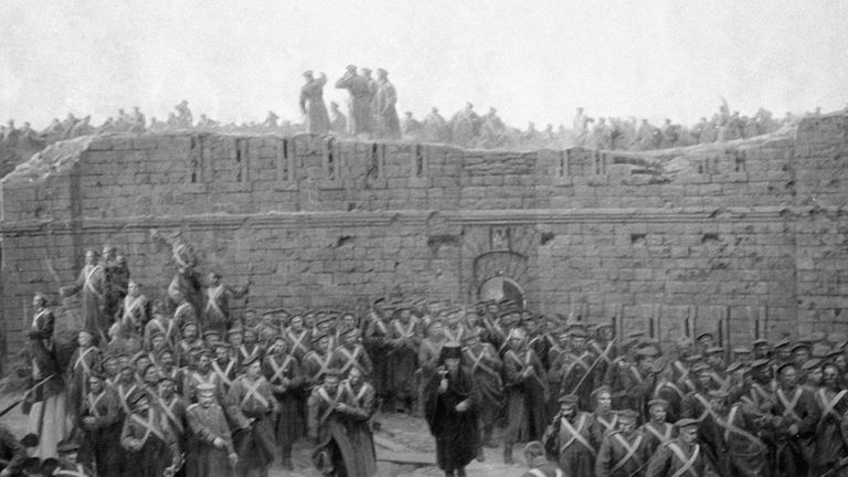 Фрагмент панорамы Оборона Севастополя. 1854-1855 гг. работы художника Франца Рубо Фрагмент панорамы Оборона Севастополя. 1854-1855 гг. работы художника Франца Рубо
