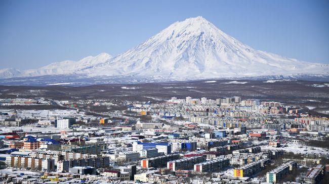 Вид на Петропавловск-Камчатский Вид на Петропавловск-Камчатский
