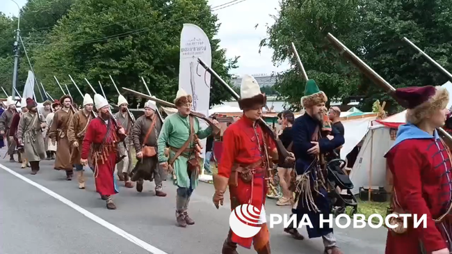 Открытие фестиваля исторической реконструкции в Великом Новгороде