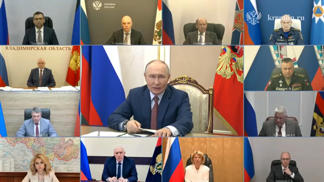 Путин на совещании о социально-экономическом развитии воссоединённых субъектов России Путин на совещании о социально-экономическом развитии воссоединённых субъектов России - РИА Новости, 1920, 13.06.2026