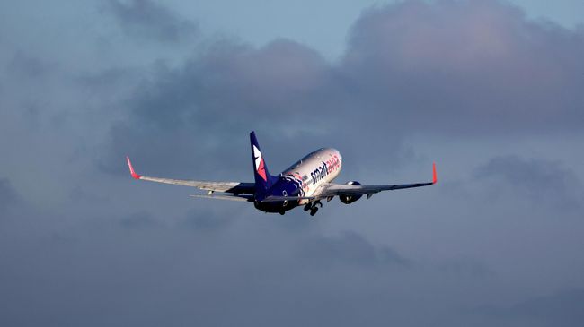 Самолет Boeing 737 авиакомпании Smartavia 