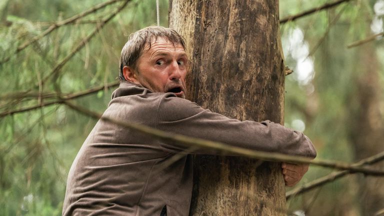 Кадр из сериала Вор в загоне