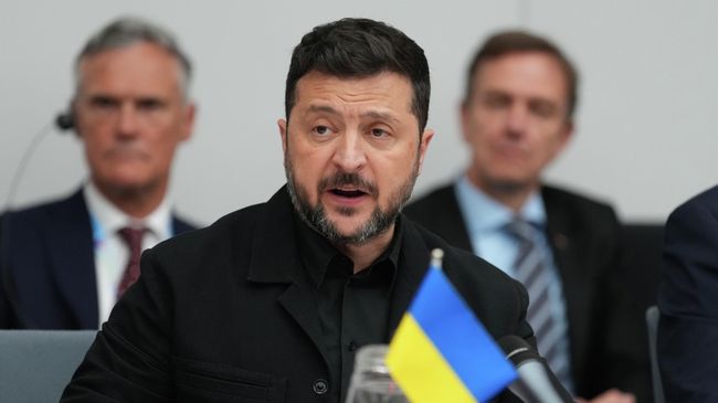 Владимир Зеленский на заседании в штаб-квартире НАТО в Брюсселе