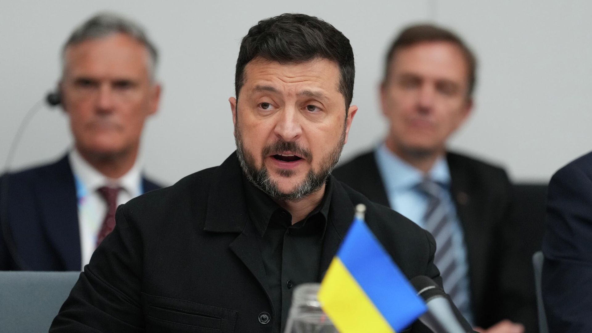 Владимир Зеленский на заседании в штаб-квартире НАТО в Брюсселе Владимир Зеленский на заседании в штаб-квартире НАТО в Брюсселе - РИА Новости, 1920, 25.06.2026