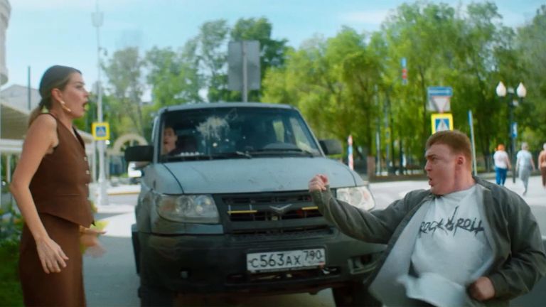 Кадр из сериала Любовь и курицы