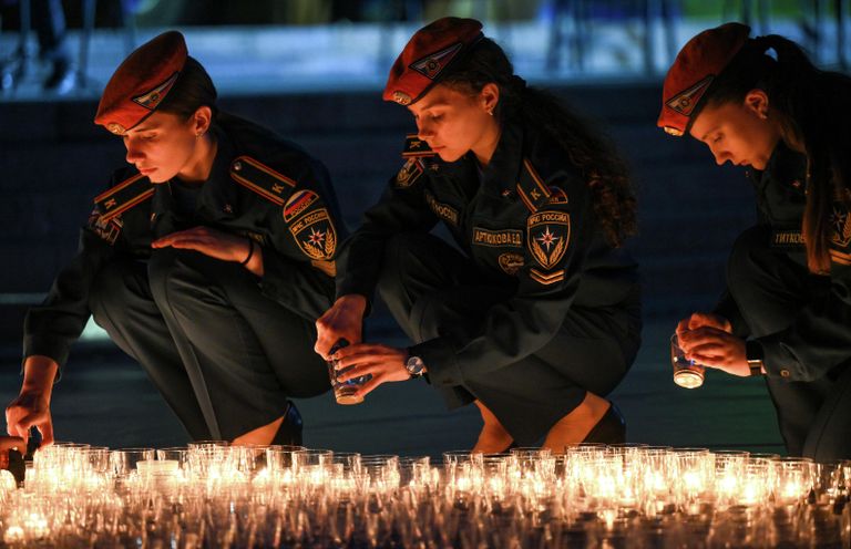 Всероссийская акция Свеча памяти у Музея Победы на Поклонной горе в Москве Всероссийская акция Свеча памяти у Музея Победы на Поклонной горе в Москве