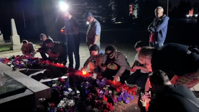 Акция Свеча памяти прошла в Кишиневе на мемориале Вечность