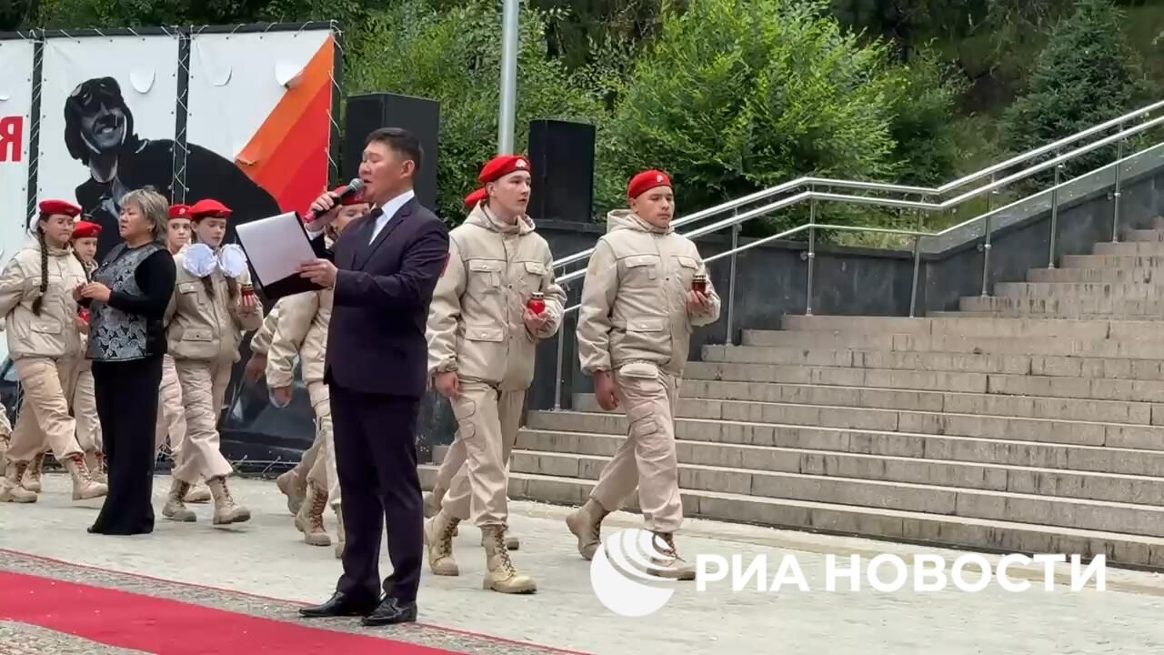 Акция Свеча памяти в Улан-Удэ в День памяти и скорби Акция Свеча памяти в Улан-Удэ в День памяти и скорби - РИА Новости, 1920, 22.06.2026